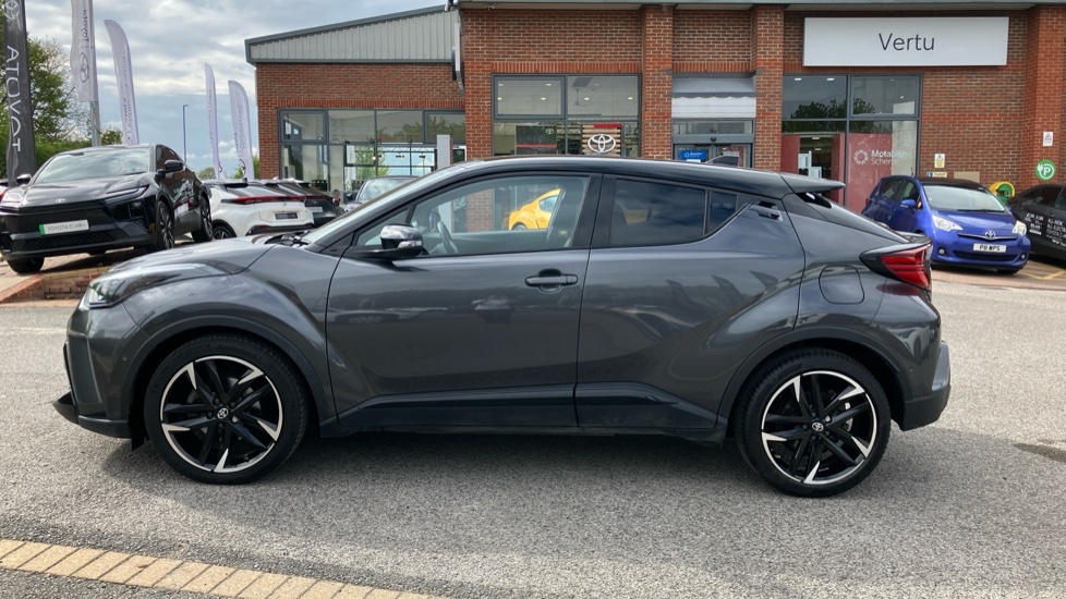 Toyota C-Hr 1.8 Vvt-h Excel Cvt Euro 6 Ss White #24