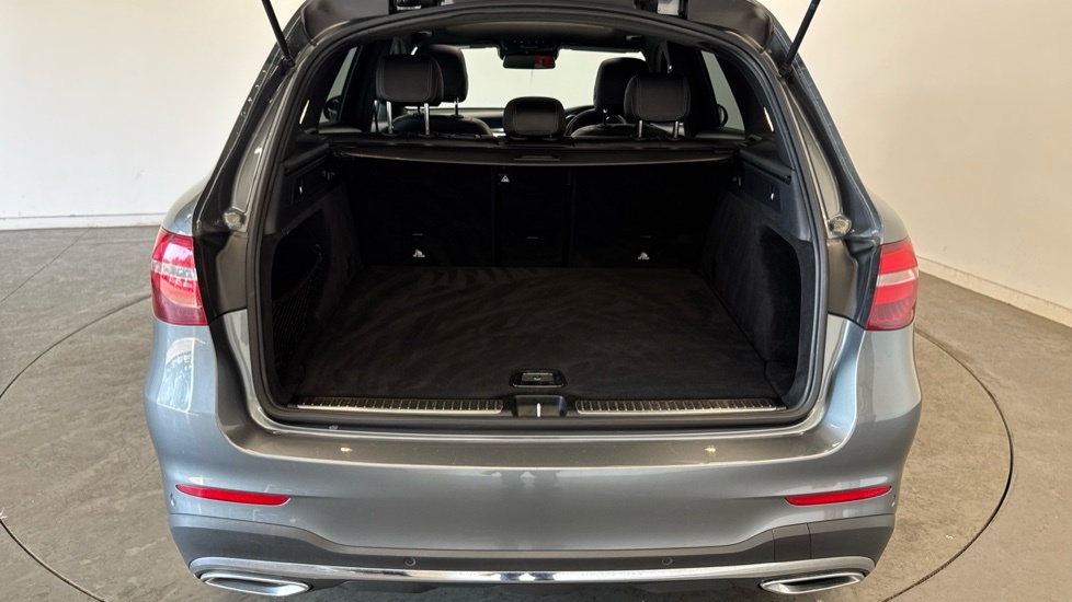 Mercedes-Benz GLC Class Amg Line KU68XWF Grey #4