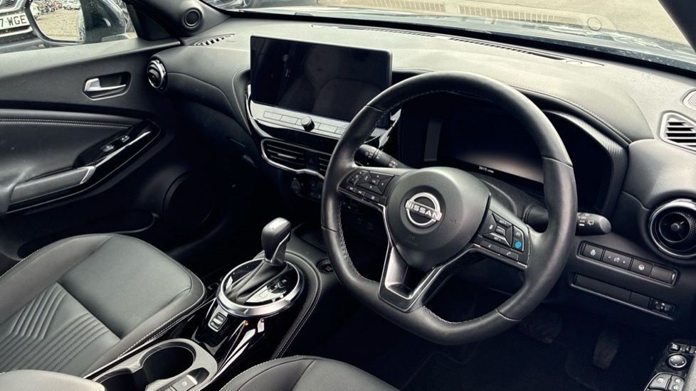 Nissan Juke Nissan Hatchback 1.6 Hybrid Tekna Black #11