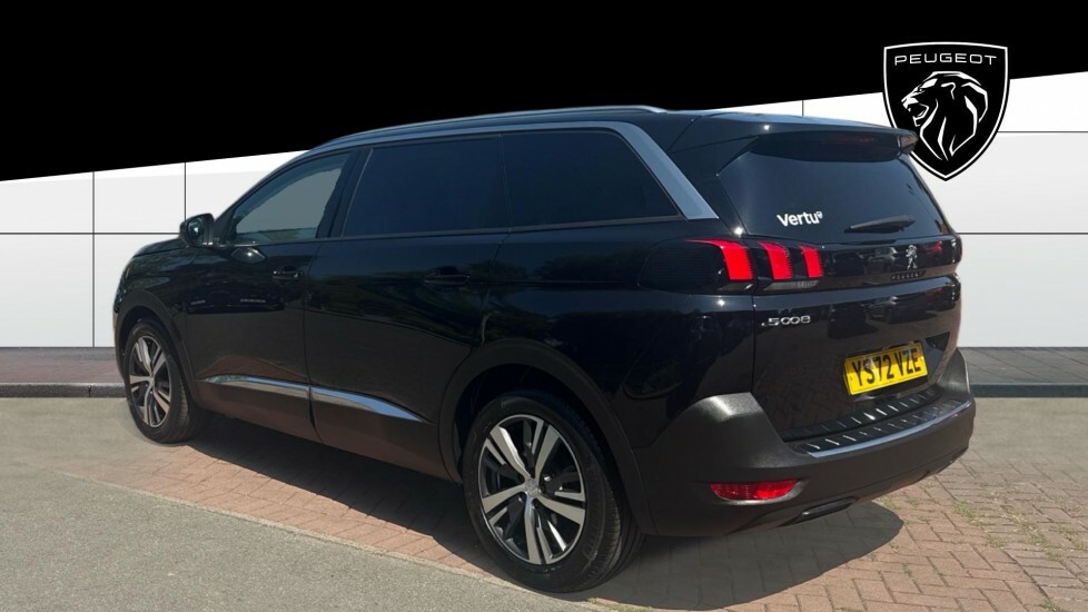 Peugeot 5008 Allure Premium Black #2