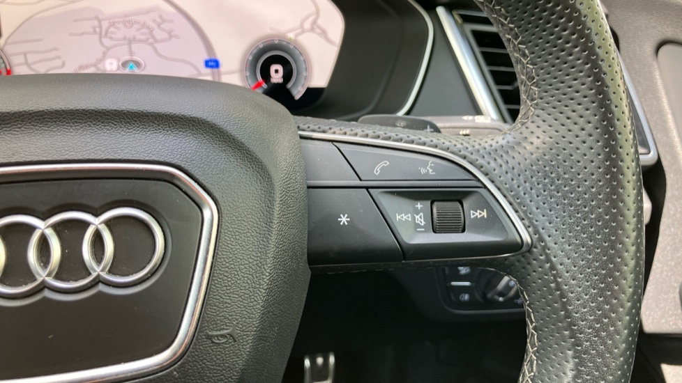 Audi Q5 2021 2.0 Tdi 40 Sport Sportback S Troni White #40