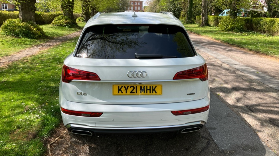 Audi Q5 2021 2.0 Tdi 40 Sport Sportback S Troni White #26