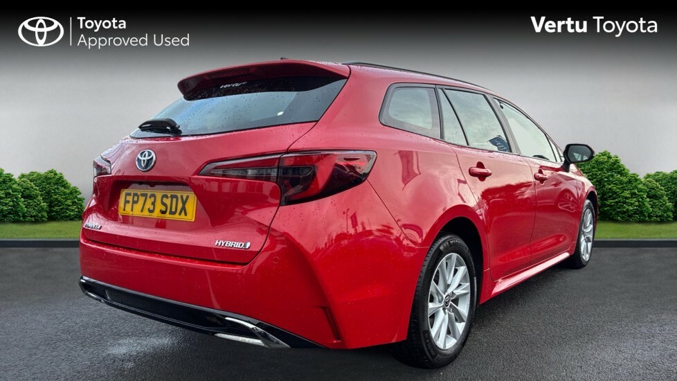 Toyota Corolla Icon Red #2