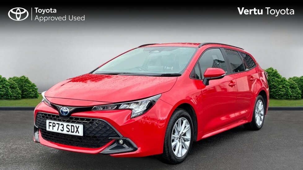 Toyota Corolla Icon Red #3