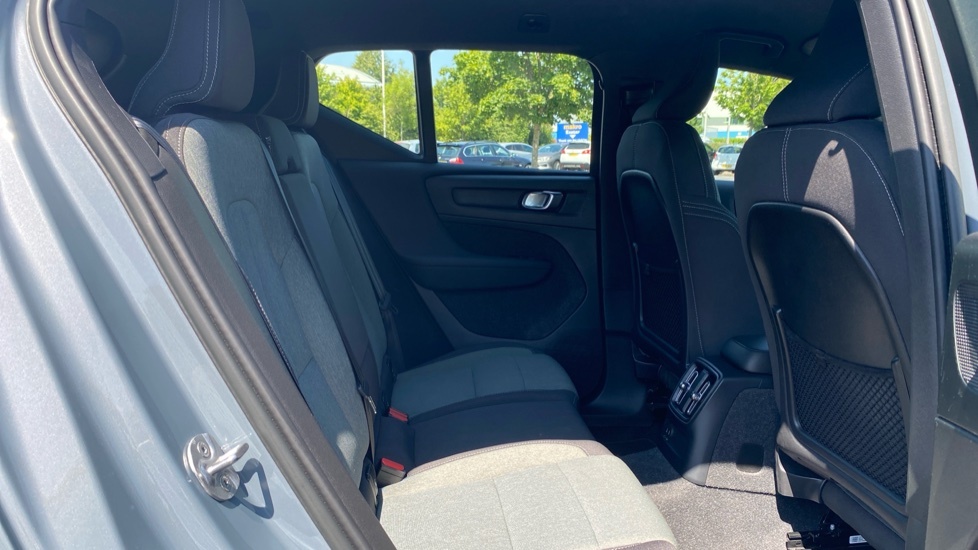 Volvo XC40 Core Grey #6
