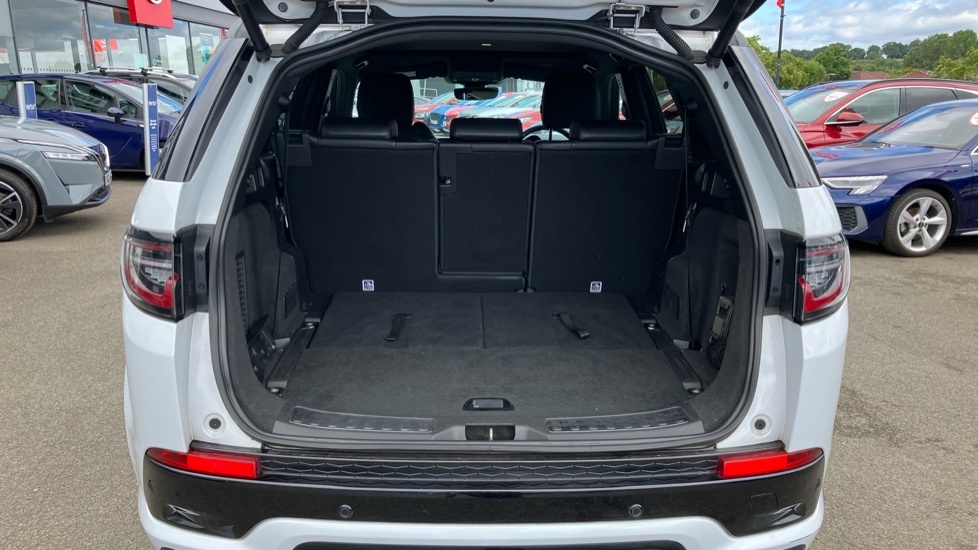 Land Rover Discovery Sport Black White #4