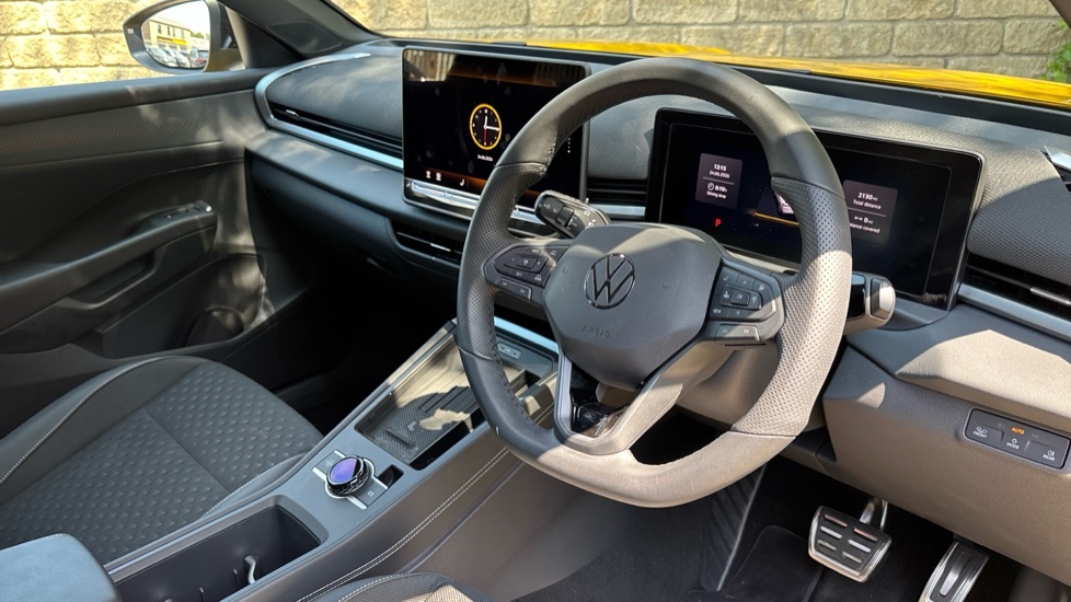 Volkswagen T-Roc R-line Yellow #6