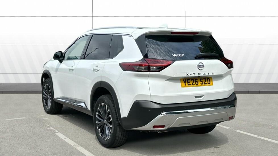 Nissan X-Trail Tekna White #2