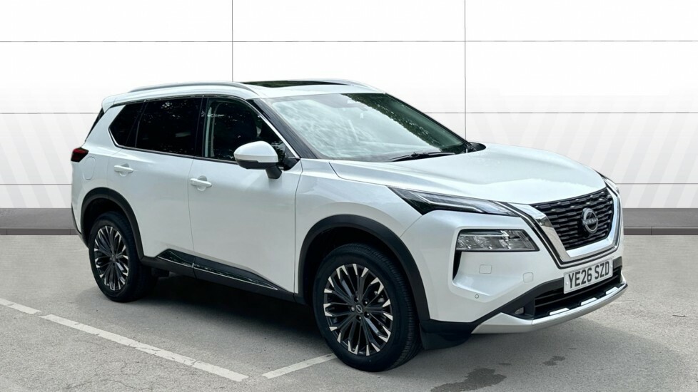 Nissan X-Trail Tekna White