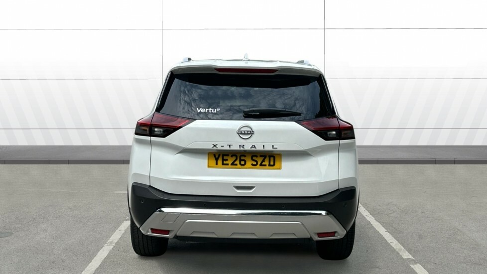 Nissan X-Trail Tekna White #6