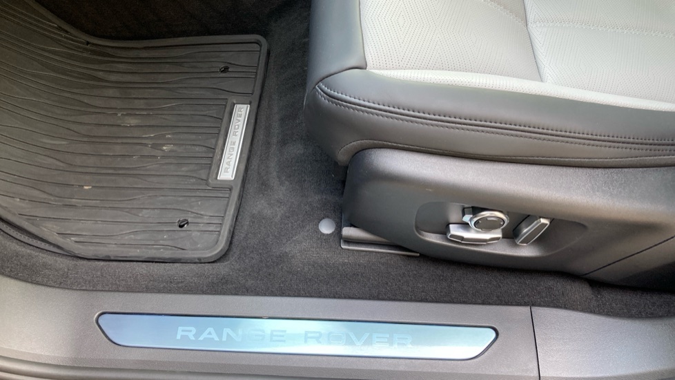 Land Rover Range Rover Evoque 1.5 P270e 12.17Kwh Edition Suv Plug-in Silver #44