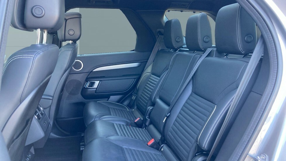 Land Rover Discovery R-dynamic Hse Grey #4