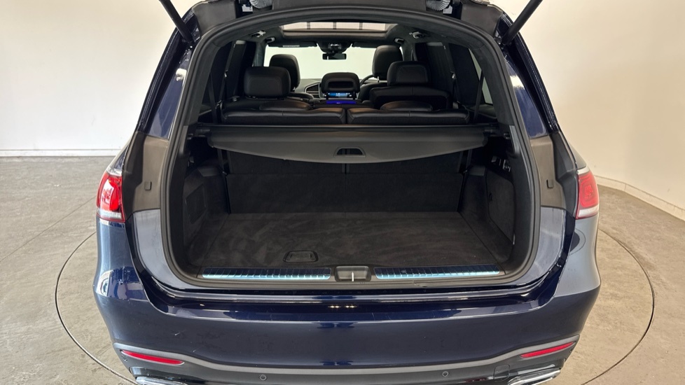 Mercedes-Benz GLS Class Night Edition Blue #4