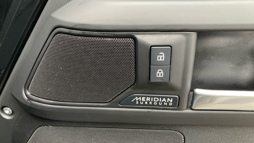 Land Rover Defender 130 3.0 P400 X 130 8 Seat Green #21