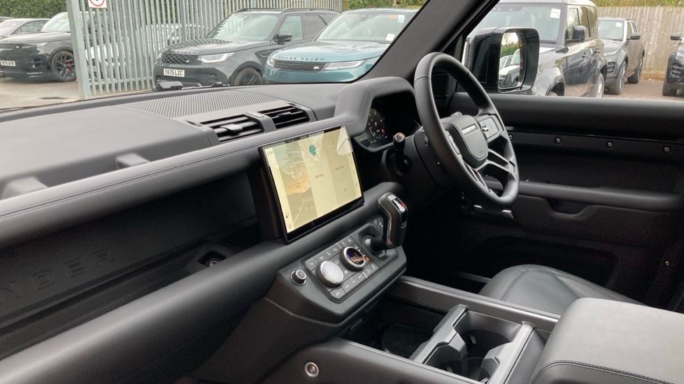 Land Rover Defender 130 3.0 P400 X 130 8 Seat Green #47
