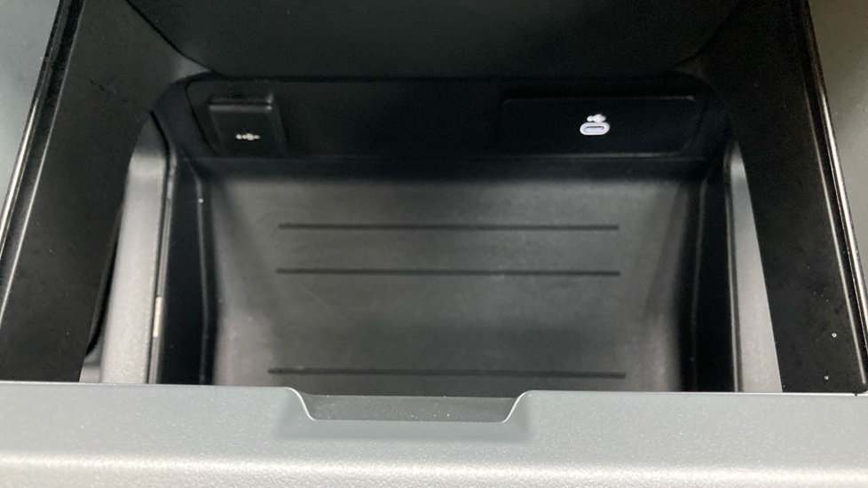 Land Rover Defender 130 3.0 P400 X 130 8 Seat Green #38
