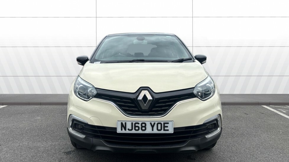 Renault Captur Play Black #3