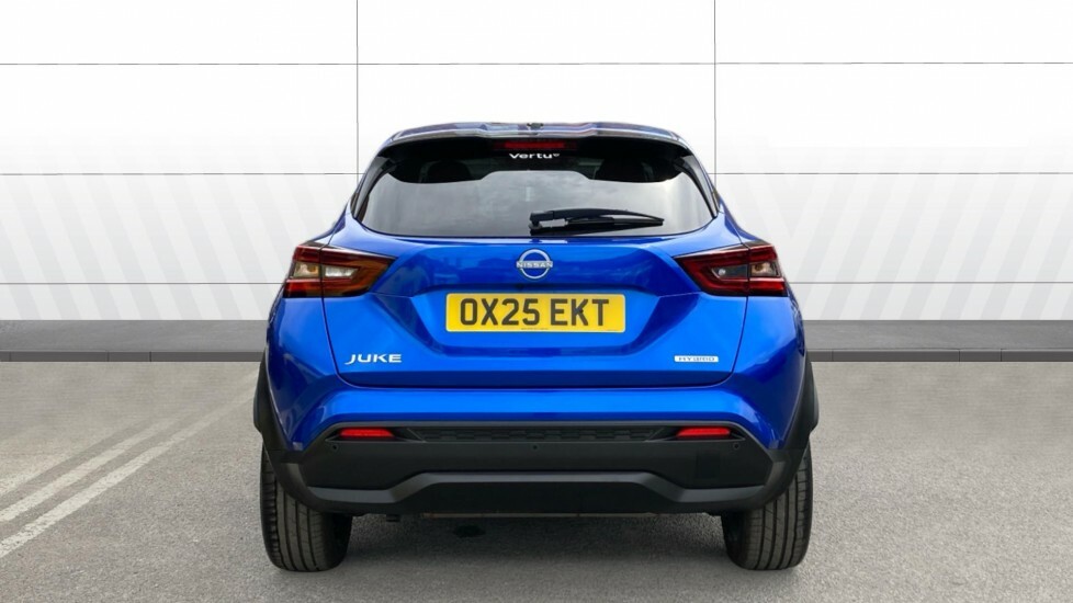 Nissan Juke Tekna Blue #6