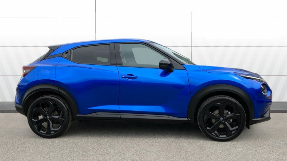 Nissan Juke Tekna Blue #5