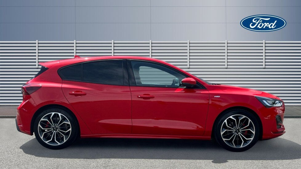 Ford Focus St-line X Red #5