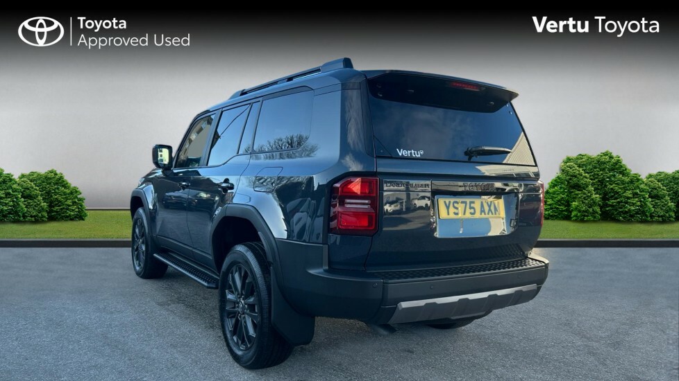 Toyota Land Cruiser Invincible Grey #4