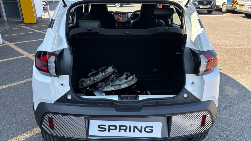 Dacia Spring Extreme White #4