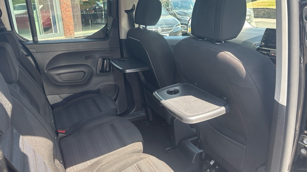 Vauxhall Combo-e Life 100Kw Se 50Kwh Black #33