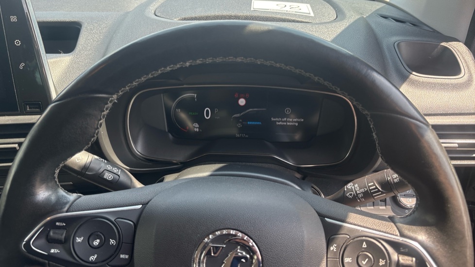 Vauxhall Combo-e Life 100Kw Se 50Kwh Black #18