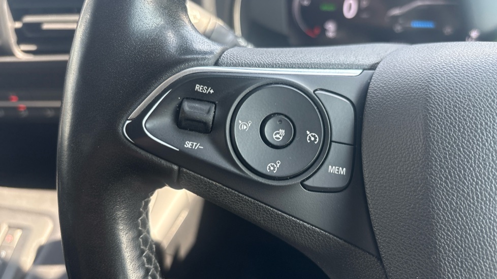 Vauxhall Combo-e Life 100Kw Se 50Kwh Black #29