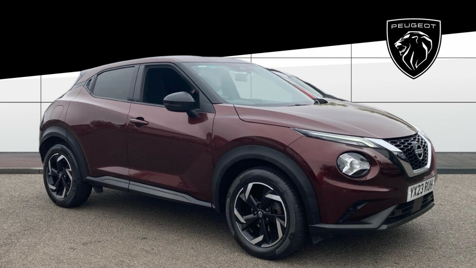 Nissan Juke N-connecta Red
