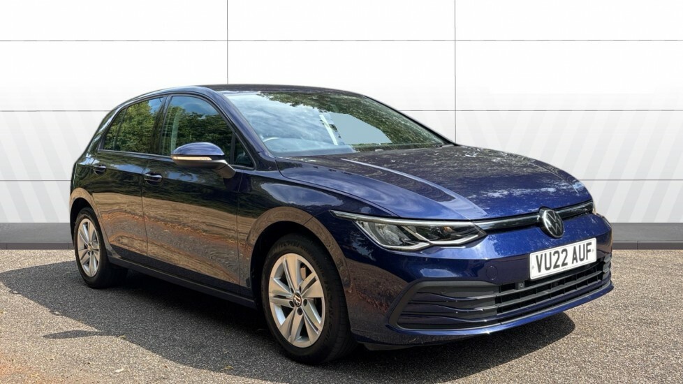 Volkswagen Golf Life Blue