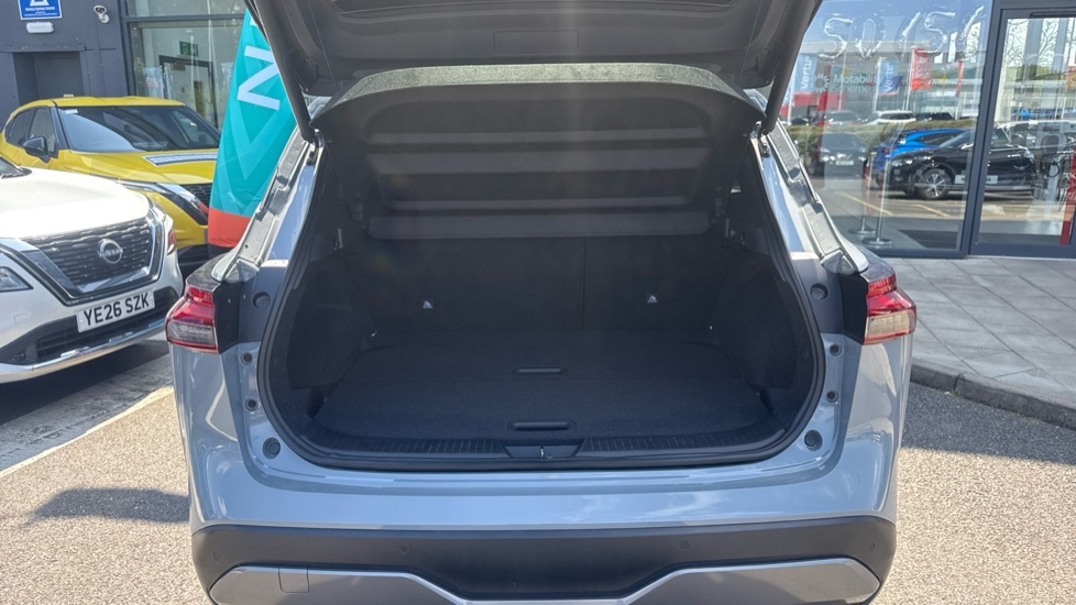 Nissan Qashqai Tekna Grey #4