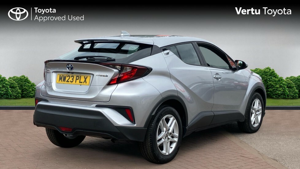 Toyota C-Hr Icon Silver #2