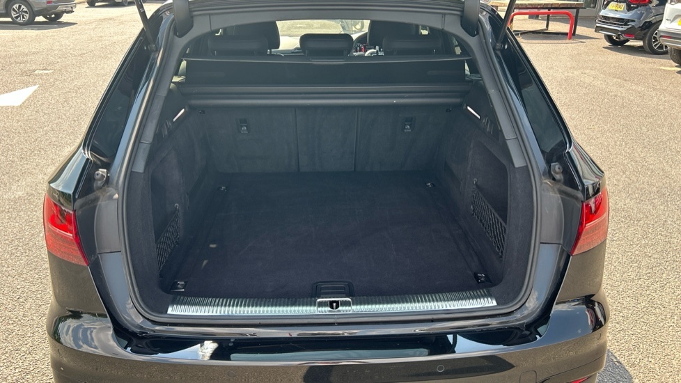 Audi A4 Black Edition NX21VRK Black #4