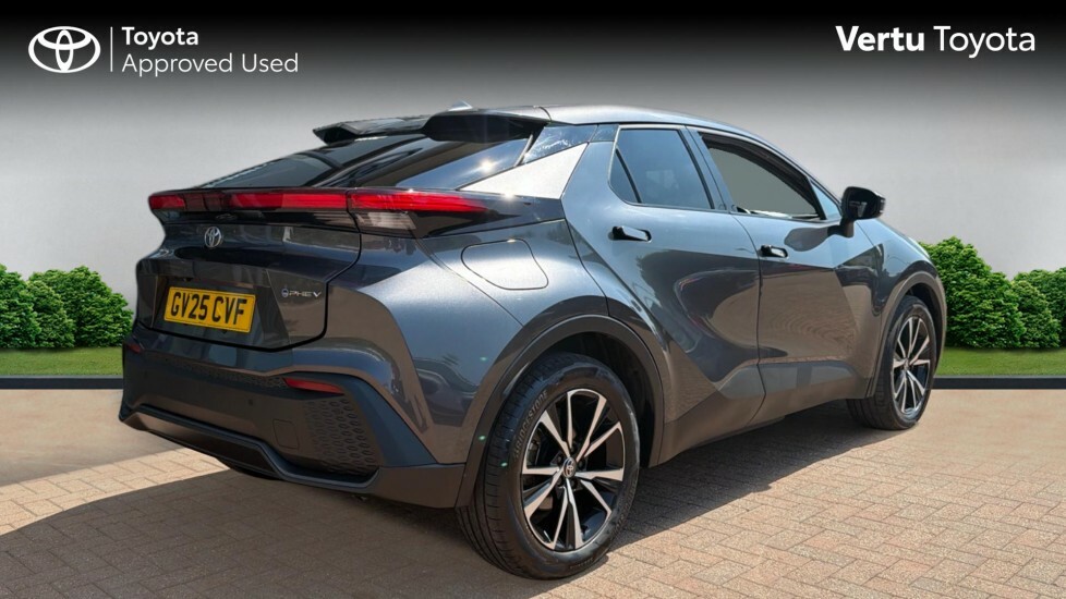 Toyota C-Hr Design GV25CVF Grey #2