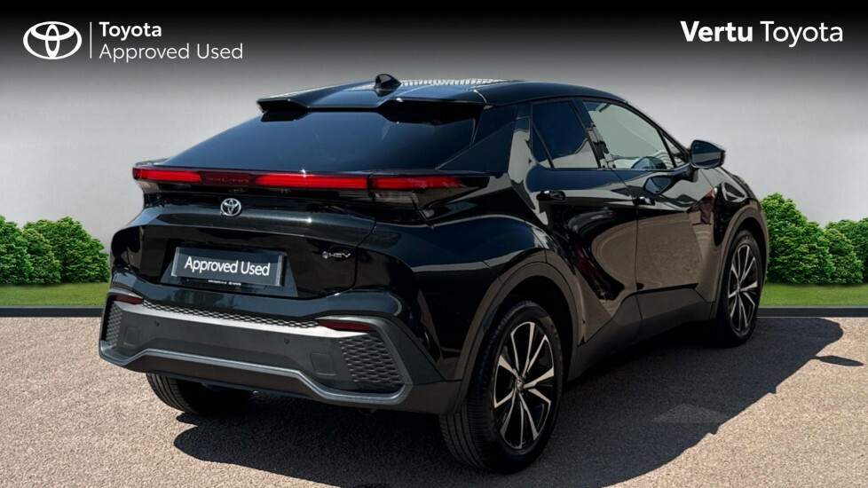 Toyota C-Hr Design FH25OGN Black #2
