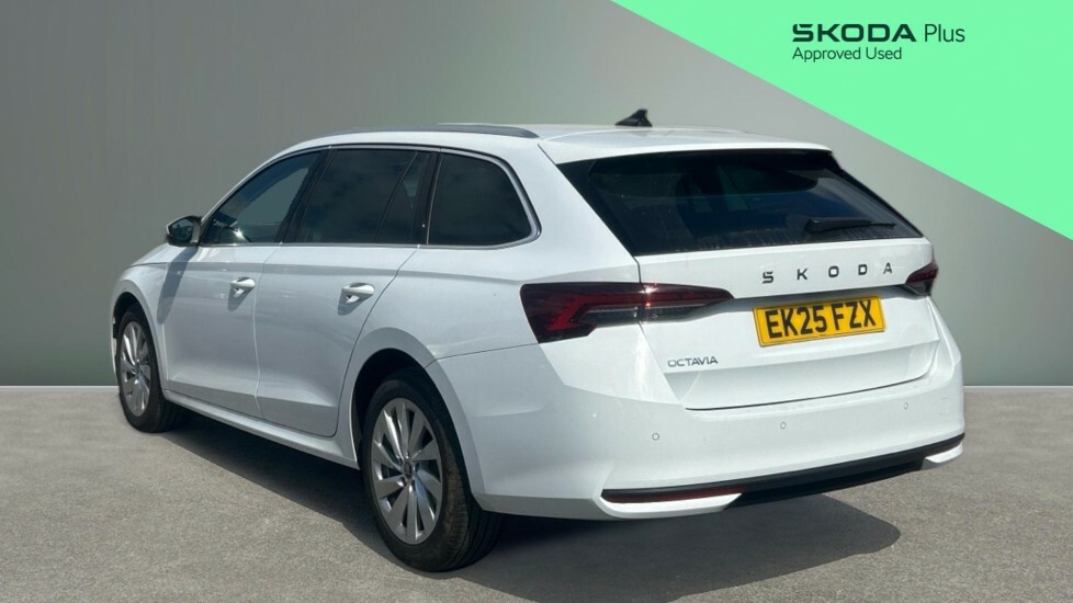Skoda Octavia Se L EK25FZX White #3