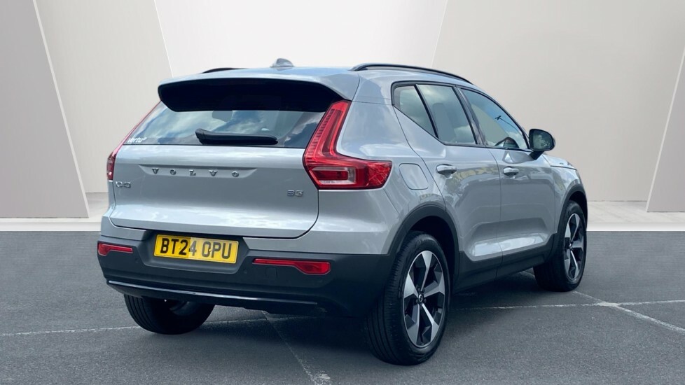 Volvo XC40 Plus Silver #2