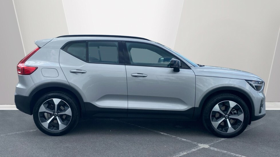 Volvo XC40 Plus Silver #3