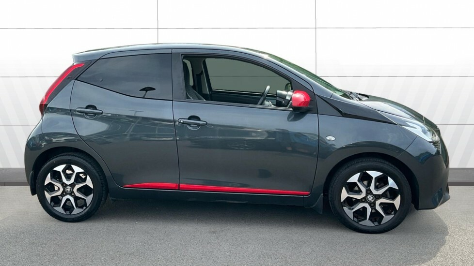 Toyota Aygo X X-trend Grey #5
