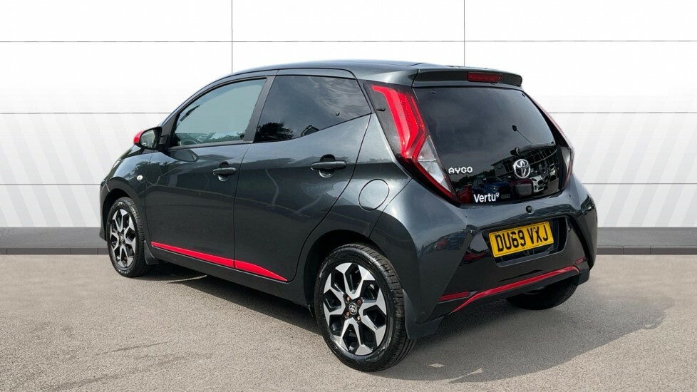 Toyota Aygo X X-trend Grey #2