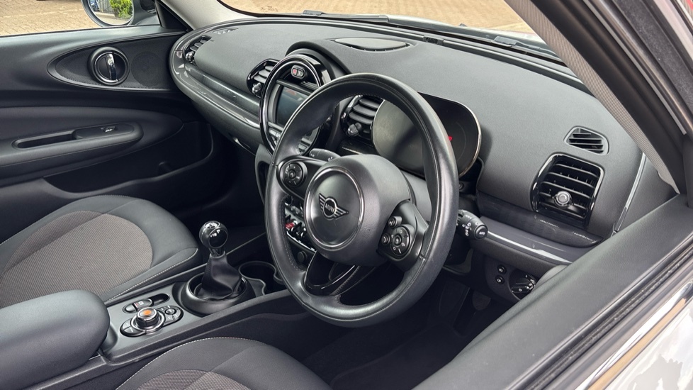 Mini Clubman Cooper Classic White #6