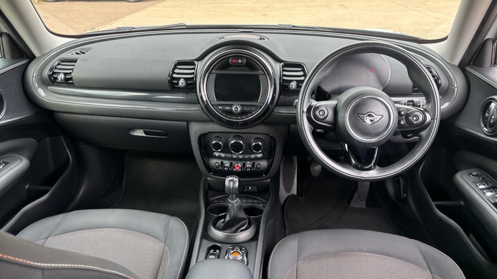 Mini Clubman Cooper Classic White #4