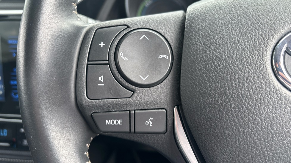 Toyota Auris 1.8 Vvt-h Design Cvt Euro 6 Ss Black #20