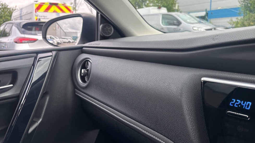 Toyota Auris 1.8 Vvt-h Design Cvt Euro 6 Ss Black #36