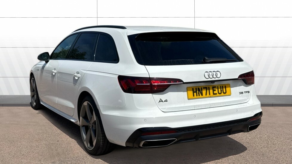 Audi A4 Black Edition HN71EUU White #2