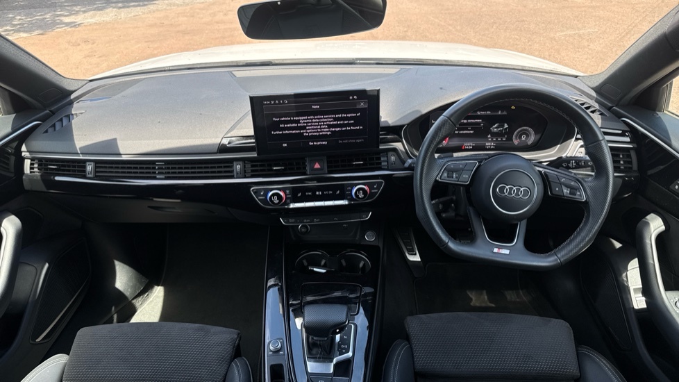 Audi A4 Black Edition HN71EUU White #4