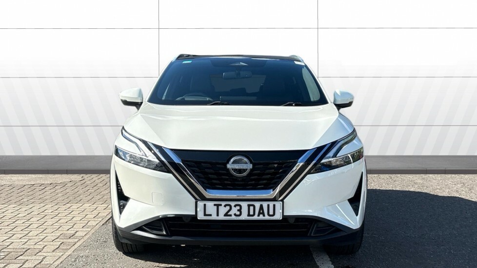 Nissan Qashqai Tekna LT23DAU White #3