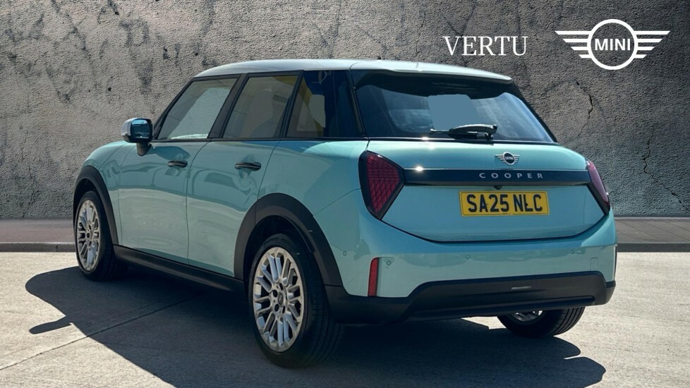 Mini Hatch C Exclusive SA25NLC Green #2