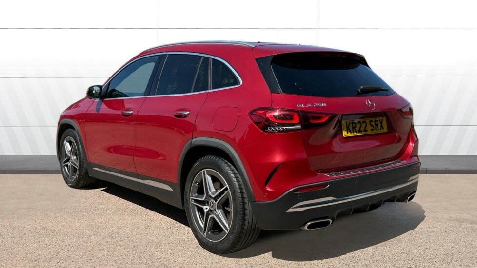 Mercedes-Benz GLA Class Amg Line KR22SRX Red #2